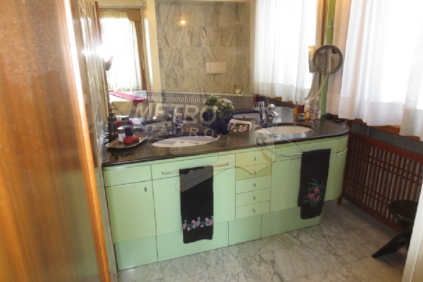 bagno c.m. - UNIFAM. AUTONOMA THIENE (VI) CENTRO 